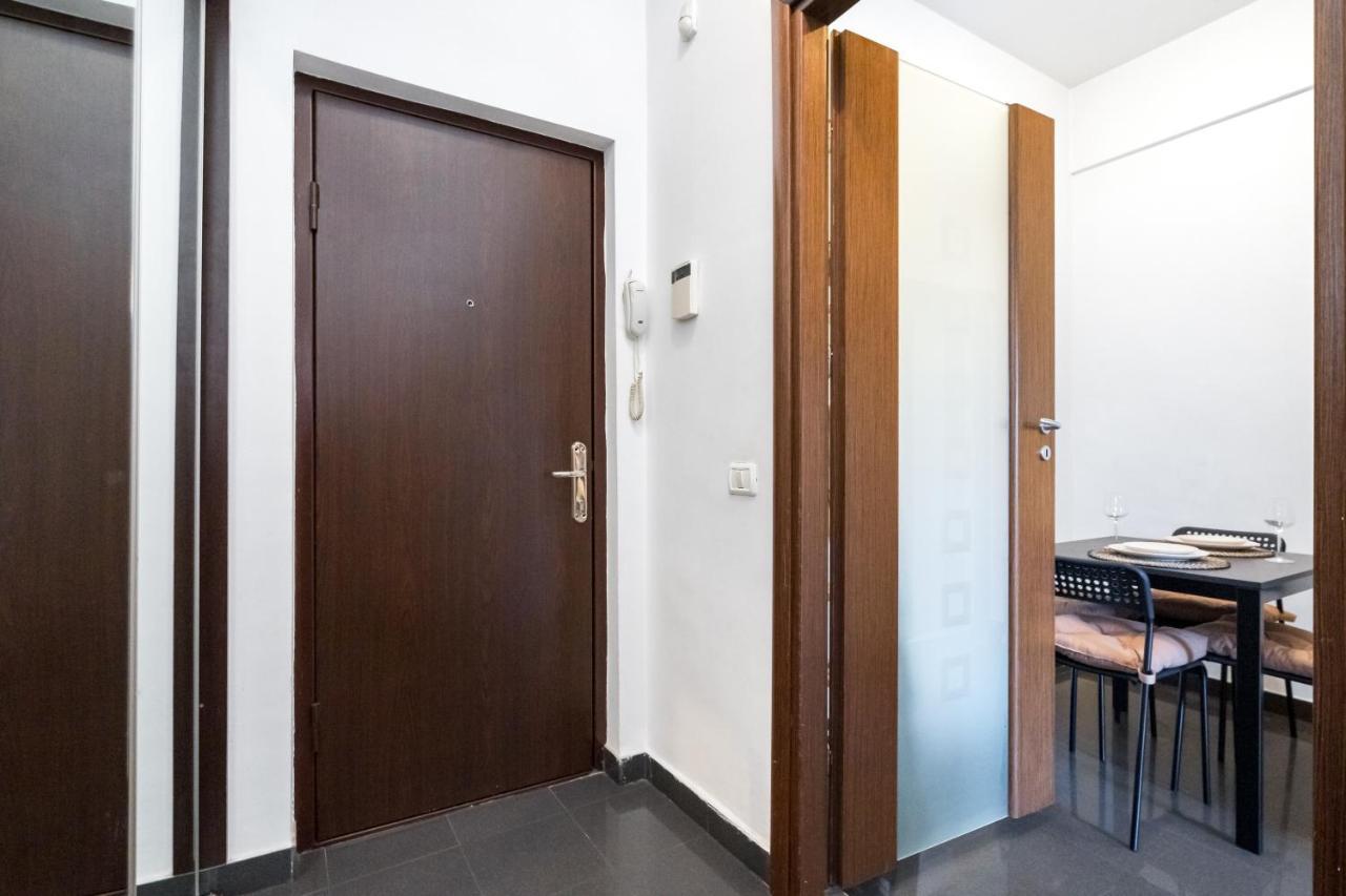 Modern & Spacious Apartment - Prime Location Near Bucharest'S Old Town Extérieur photo